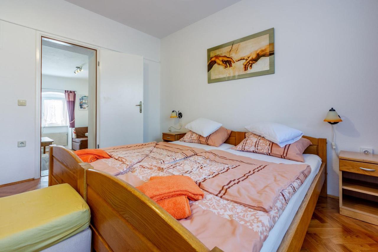Apartments Villa 7 ซริกเวนิซา ภายนอก รูปภาพ