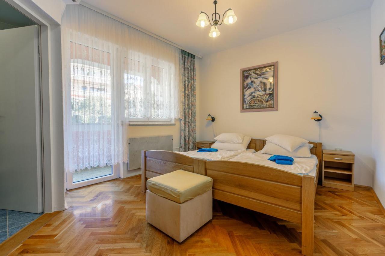 Apartments Villa 7 ซริกเวนิซา ภายนอก รูปภาพ