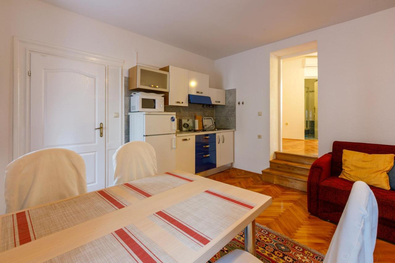 Apartments Villa 7 ซริกเวนิซา ภายนอก รูปภาพ